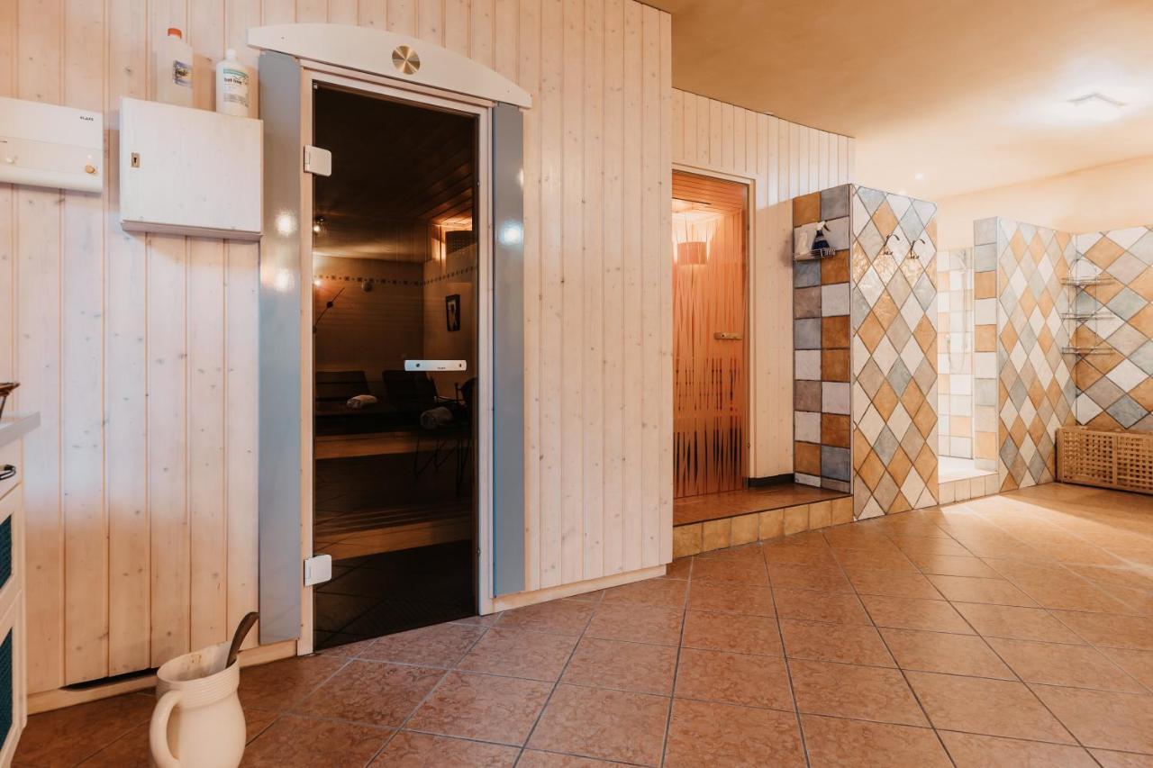 Naturhotel Schuetterbad Ункен Екстериор снимка