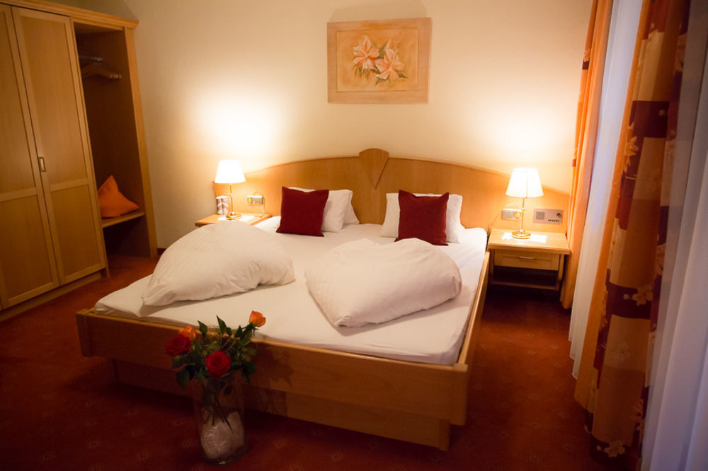 Naturhotel Schuetterbad Ункен Екстериор снимка